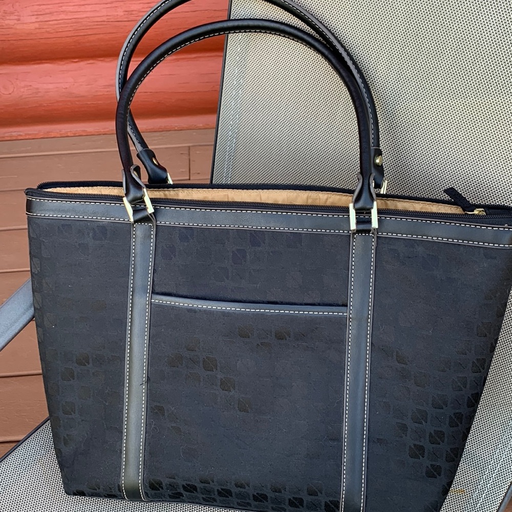 Merona laptop shoulder tote